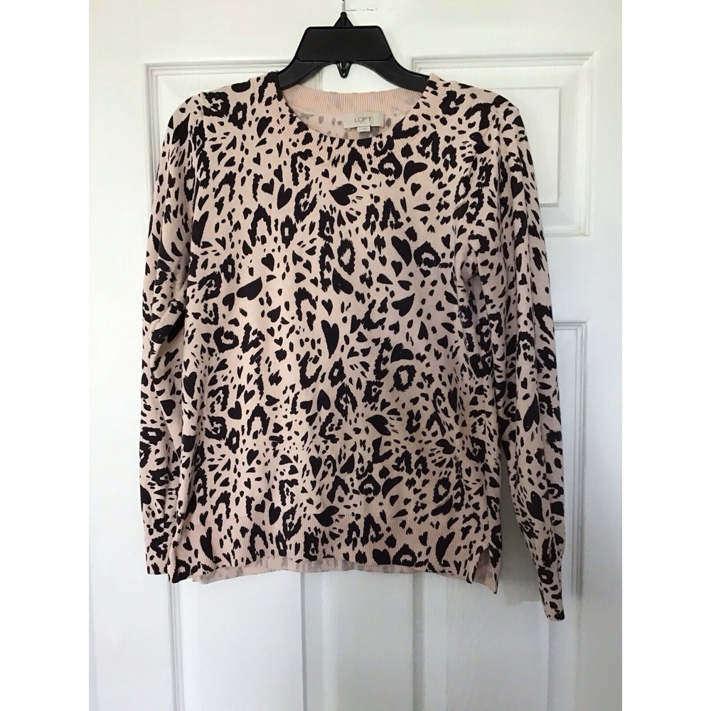 loft sweater medium Pink With Heart Pattern